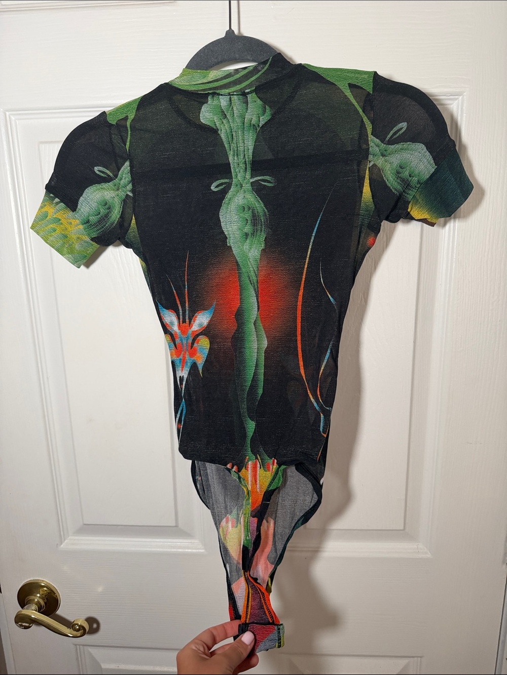 SKIMS Abstract Printed Short Sleeve Bodysuit in Black and Green - Picture 3 of 3